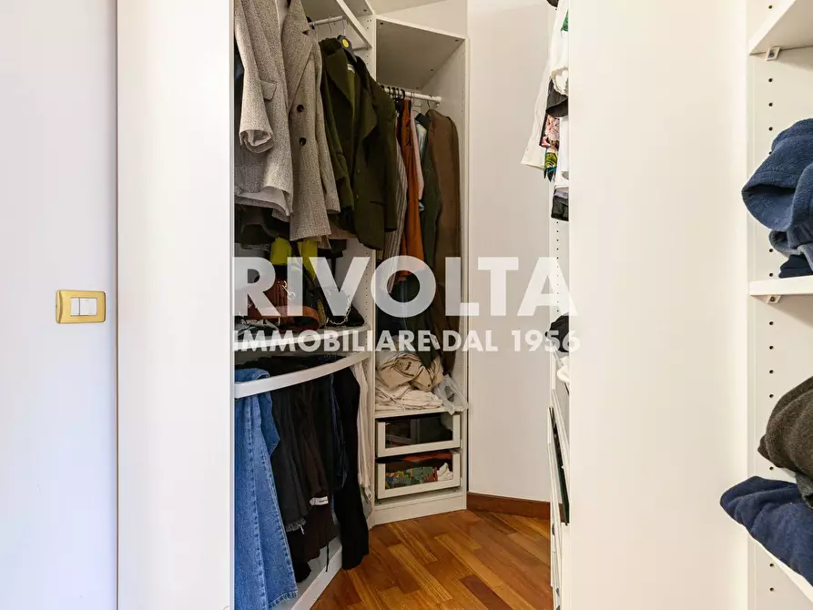 Immagine 30 di Appartamento in vendita  a Roma