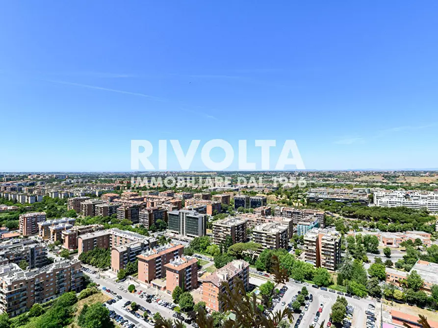 Immagine 14 di Attico in vendita  in Viale Giorgio Ribotta a Roma