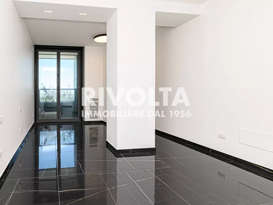 Immagine 29 di Attico in vendita  in Viale Giorgio Ribotta a Roma