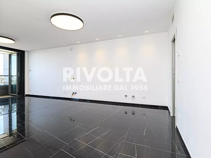 Immagine 38 di Attico in vendita  in Viale Giorgio Ribotta a Roma