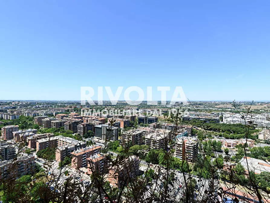 Immagine 46 di Attico in vendita  in Viale Giorgio Ribotta a Roma