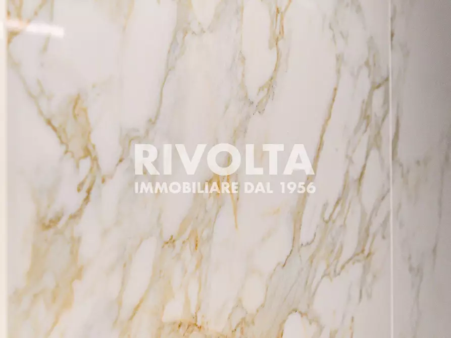 Immagine 50 di Attico in vendita  in Viale Giorgio Ribotta a Roma