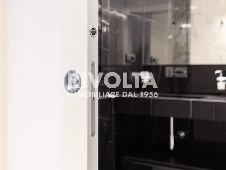 Immagine 62 di Attico in vendita  in Viale Giorgio Ribotta a Roma