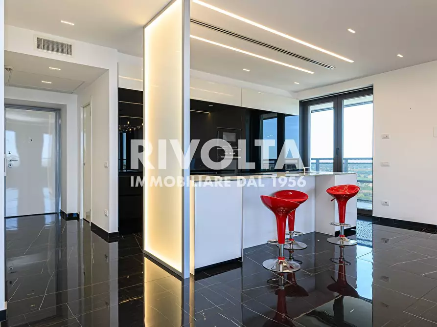 Immagine 12 di Attico in vendita  in Viale Giorgio Ribotta a Roma