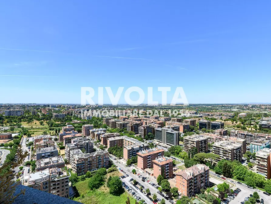 Immagine 15 di Attico in vendita  in Viale Giorgio Ribotta a Roma