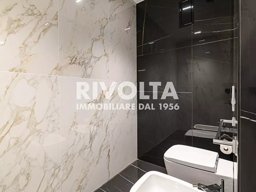 Immagine 32 di Attico in vendita  in Viale Giorgio Ribotta a Roma