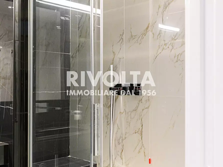 Immagine 48 di Attico in vendita  in Viale Giorgio Ribotta a Roma