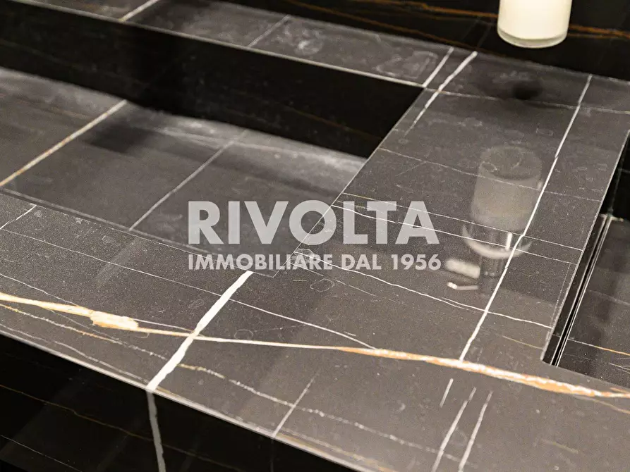 Immagine 49 di Attico in vendita  in Viale Giorgio Ribotta a Roma