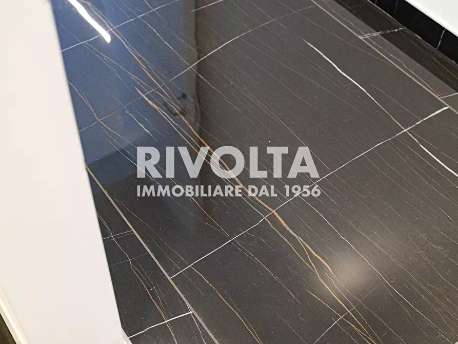 Immagine 55 di Attico in vendita  in Viale Giorgio Ribotta a Roma