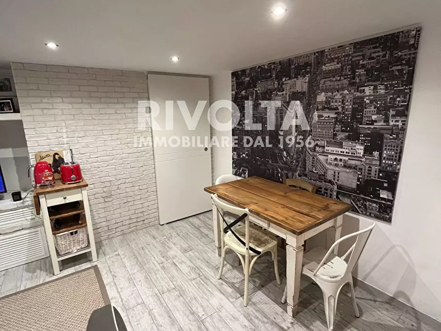 Immagine 8 di Appartamento in affitto  in Via Balestrino a Roma