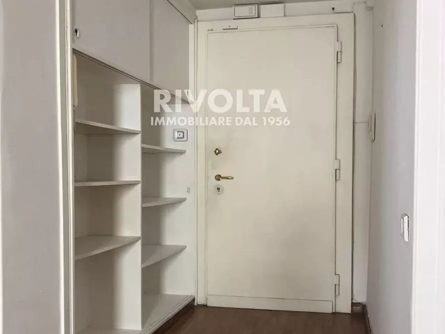 Immagine 15 di Appartamento in affitto  in Via Di Vigna Stelluti a Roma