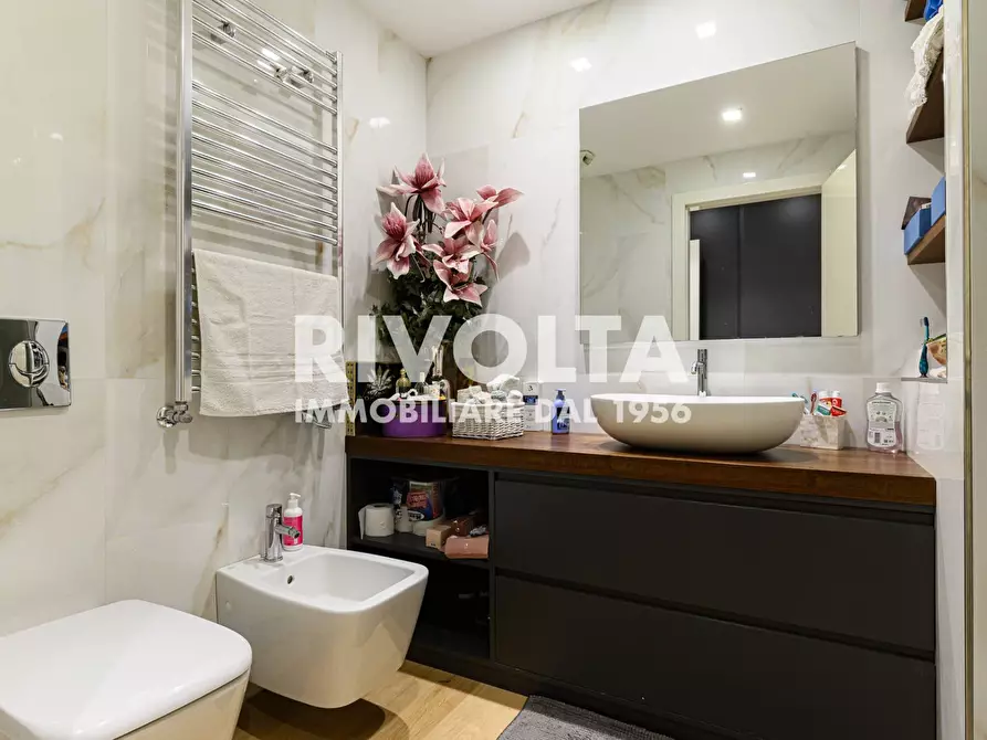 Immagine 23 di Appartamento in vendita  in Viale Giorgio Ribotta a Roma