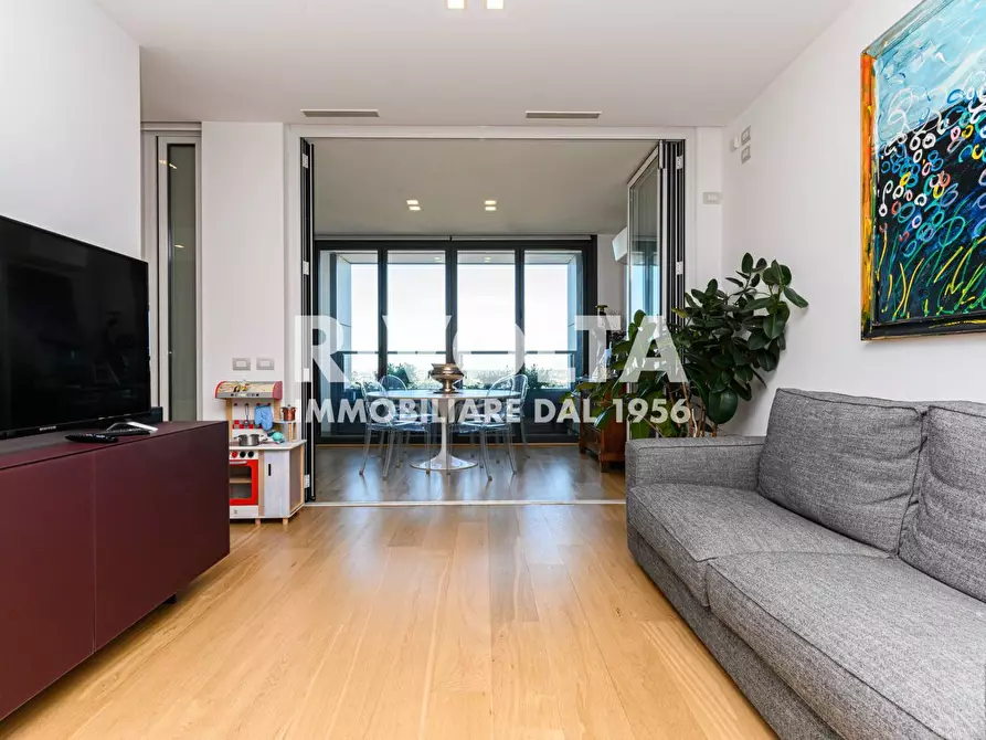 Immagine 27 di Appartamento in vendita  in Viale Giorgio Ribotta a Roma