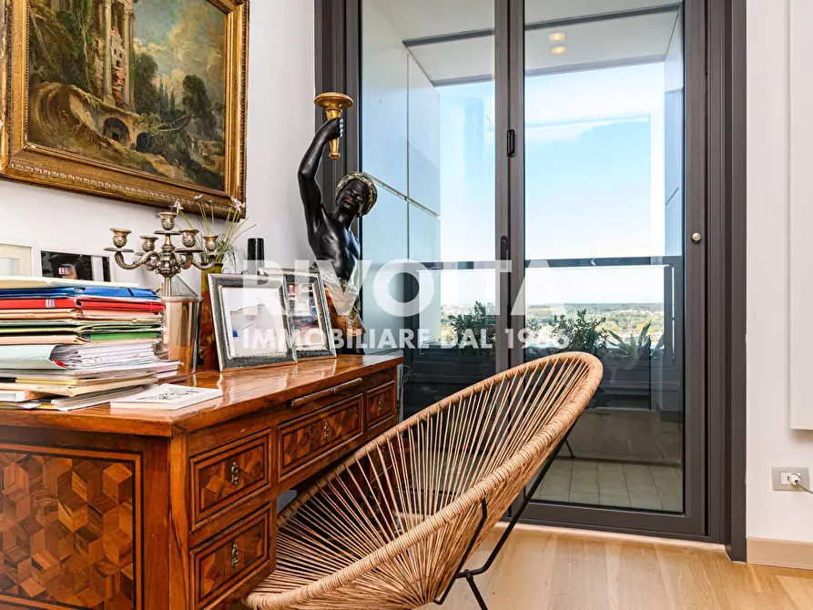 Immagine 33 di Appartamento in vendita  in Viale Giorgio Ribotta a Roma