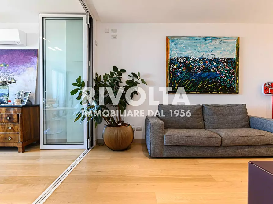 Immagine 34 di Appartamento in vendita  in Viale Giorgio Ribotta a Roma