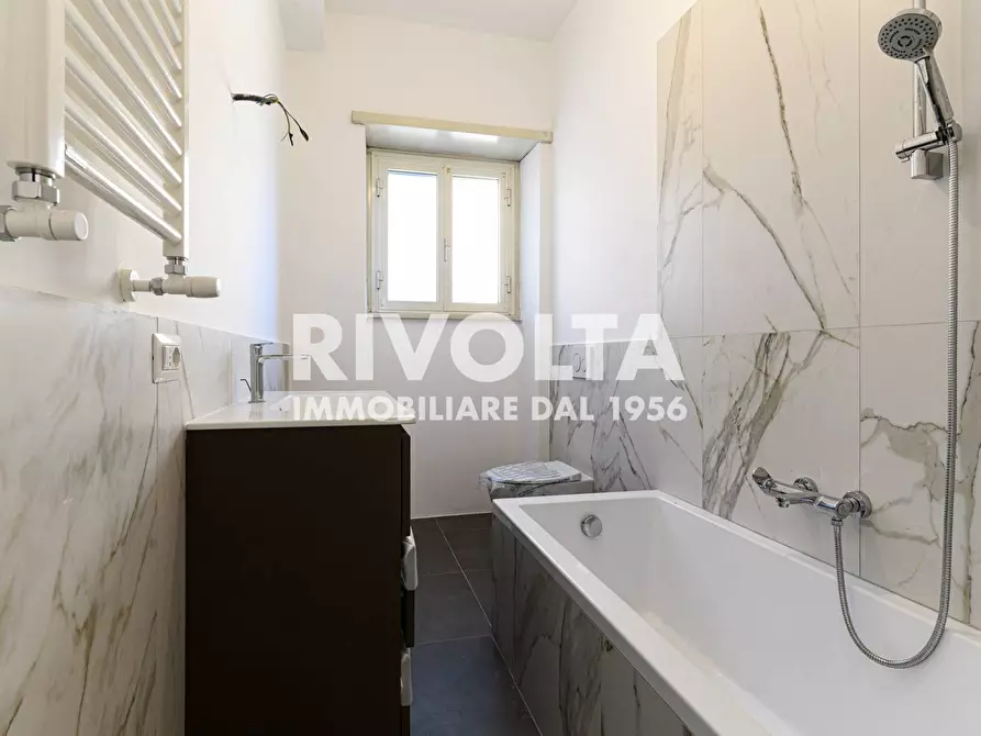 Immagine 28 di Appartamento in vendita  in Via Cesare Vigna a Roma