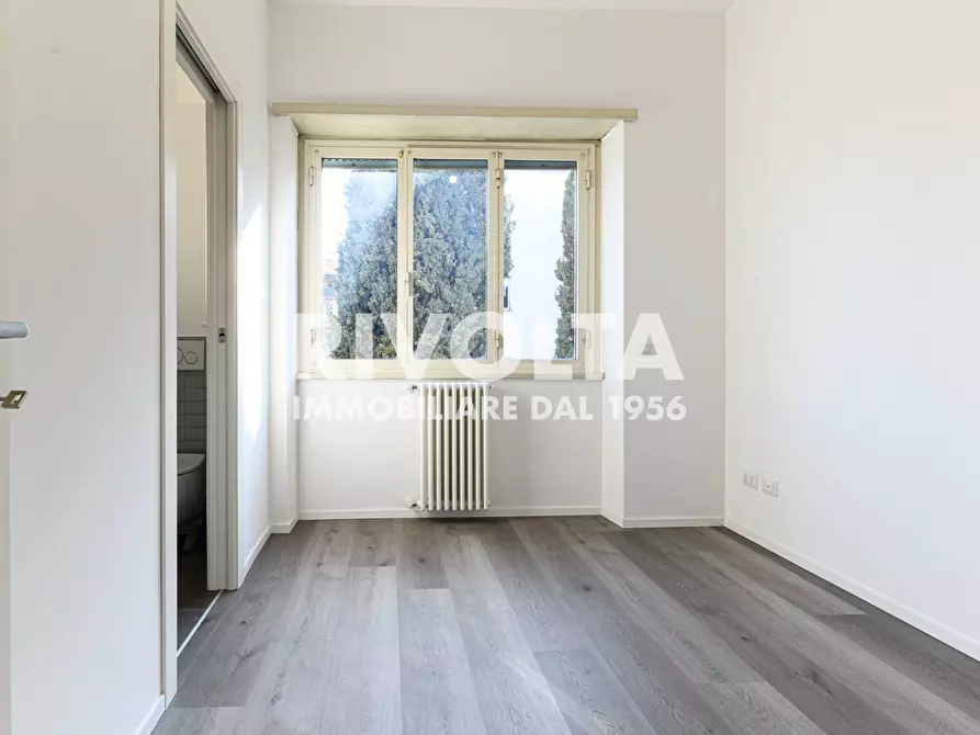 Immagine 36 di Appartamento in vendita  in Via Cesare Vigna a Roma