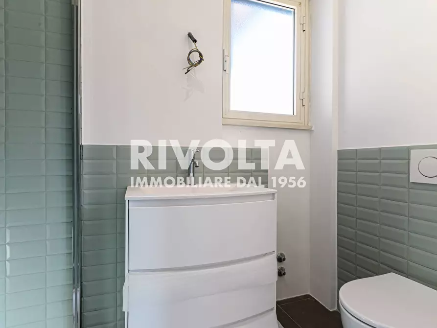 Immagine 41 di Appartamento in vendita  in Via Cesare Vigna a Roma