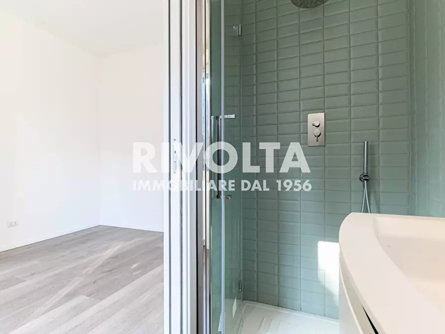 Immagine 42 di Appartamento in vendita  in Via Cesare Vigna a Roma