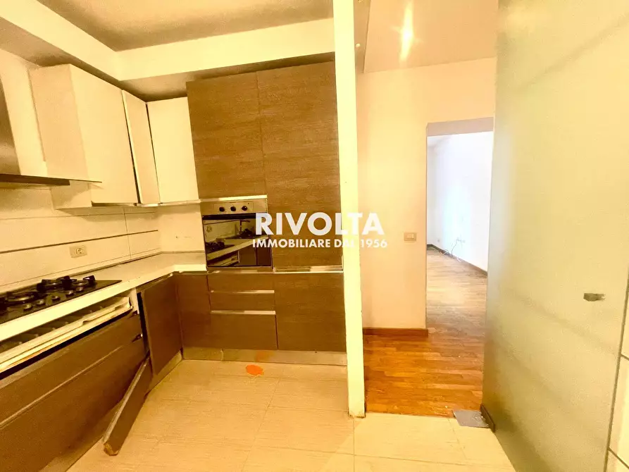 Immagine 25 di Appartamento in vendita  in Via Livorno a Roma