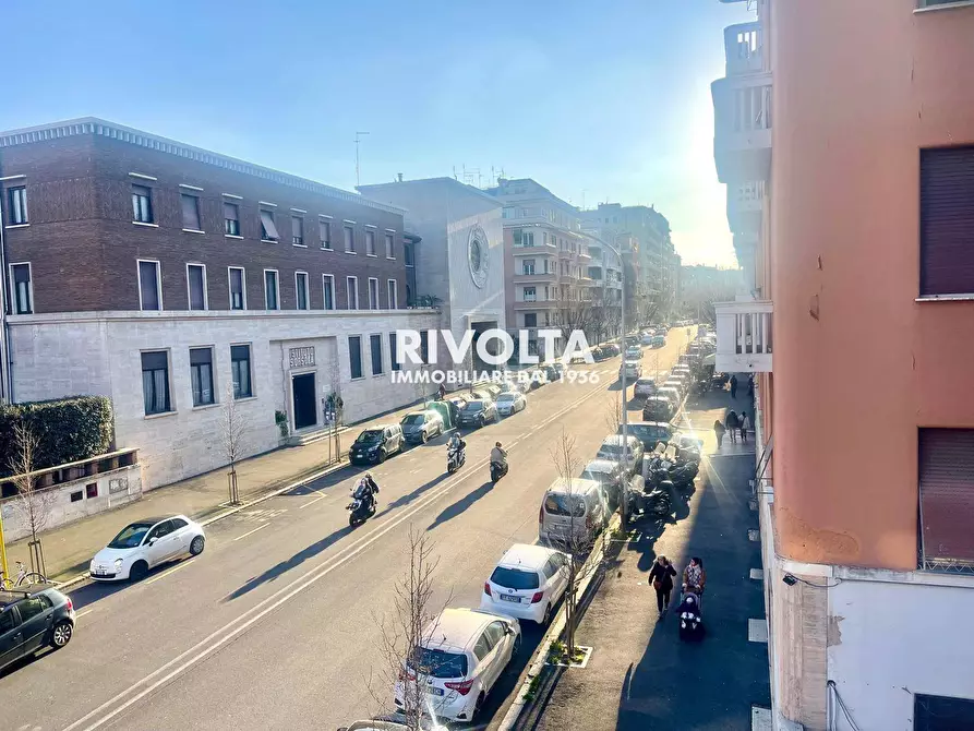 Immagine 28 di Appartamento in vendita  in Via Livorno a Roma