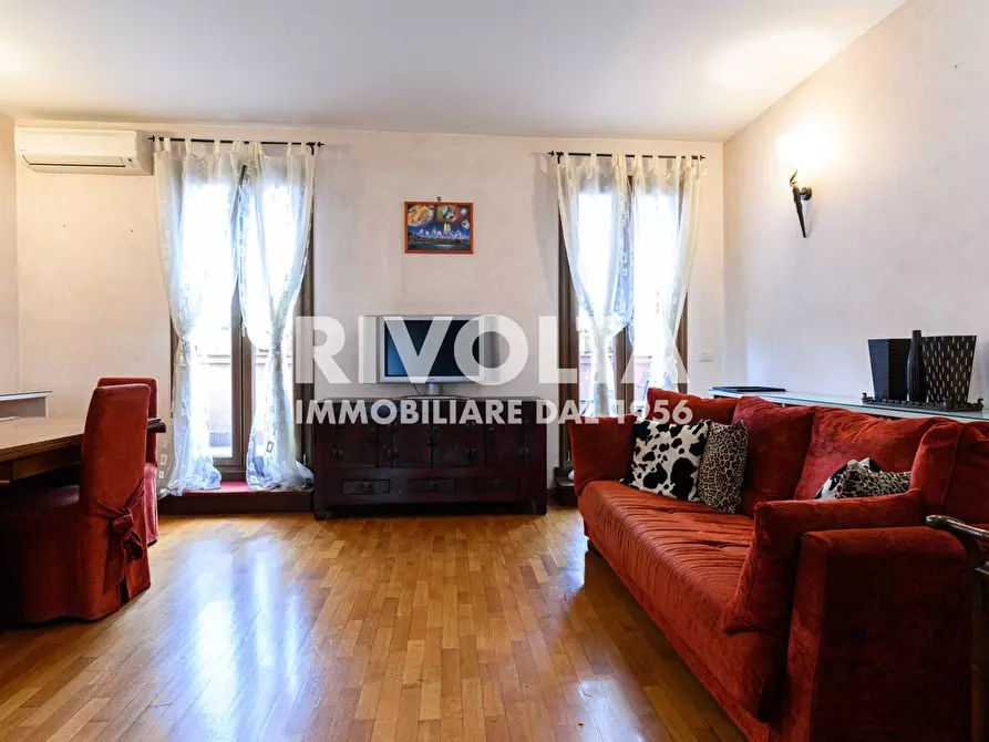 Immagine 30 di Appartamento in affitto  in Via Delle Quattro Fontane a Roma