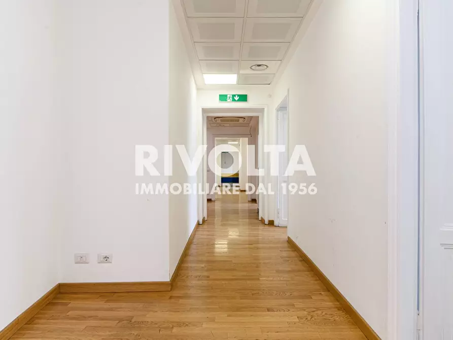 Immagine 35 di Ufficio in affitto  in via Toscana a Roma