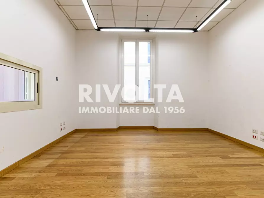 Immagine 38 di Ufficio in affitto  in via Toscana a Roma
