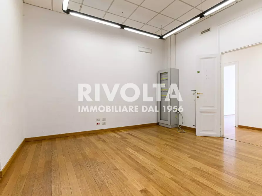 Immagine 40 di Ufficio in affitto  in via Toscana a Roma