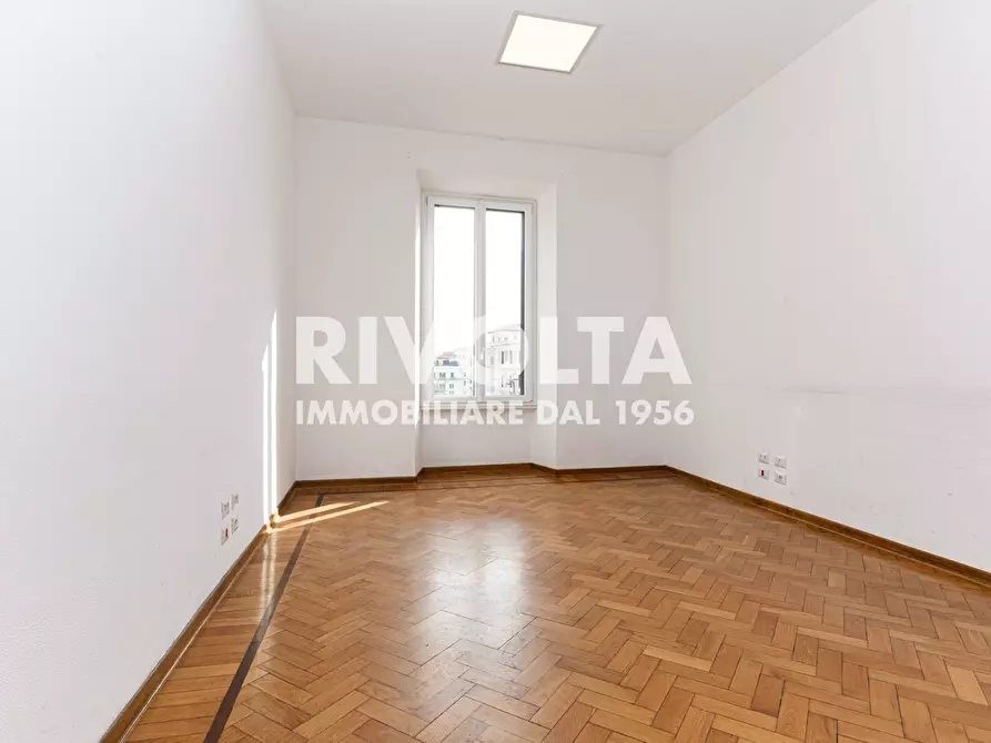 Immagine 42 di Ufficio in affitto  in via Toscana a Roma