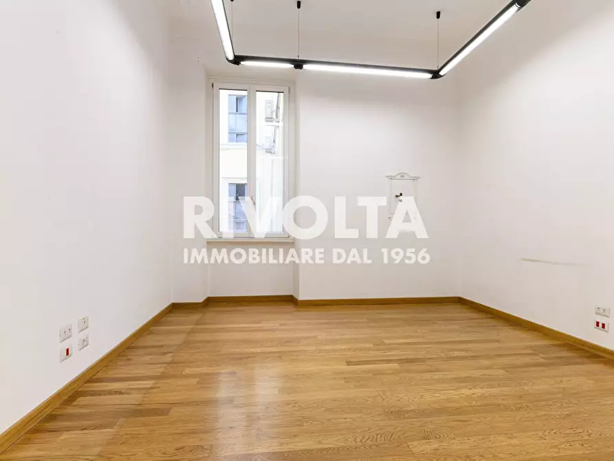Immagine 45 di Ufficio in affitto  in via Toscana a Roma