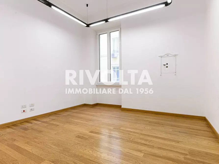 Immagine 46 di Ufficio in affitto  in via Toscana a Roma
