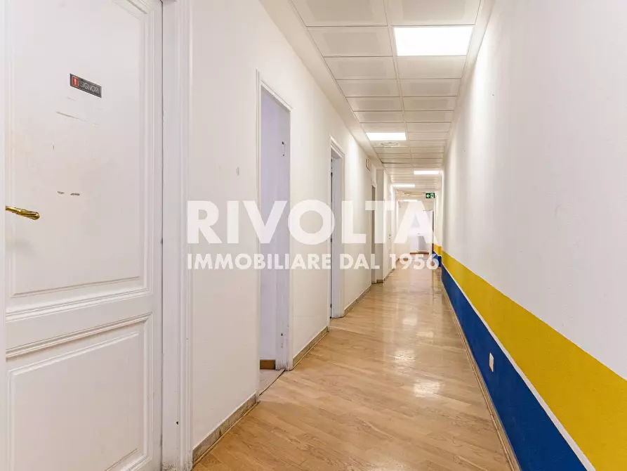 Immagine 55 di Ufficio in affitto  in via Toscana a Roma