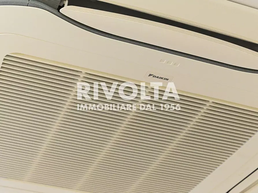 Immagine 68 di Ufficio in affitto  in via Toscana a Roma