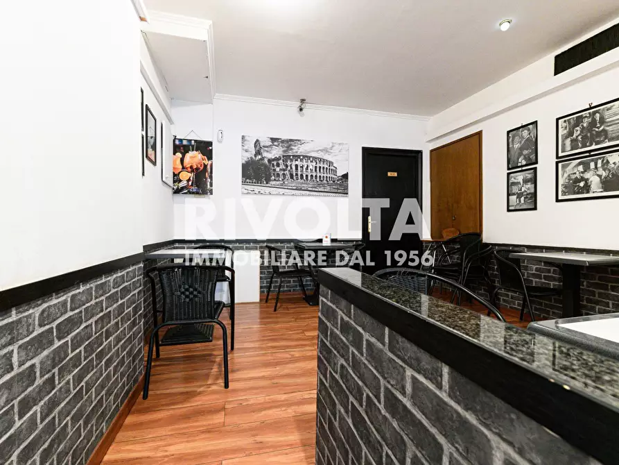 Immagine 1 di Attività commerciale in vendita  in Largo Agostino Gemelli a Roma