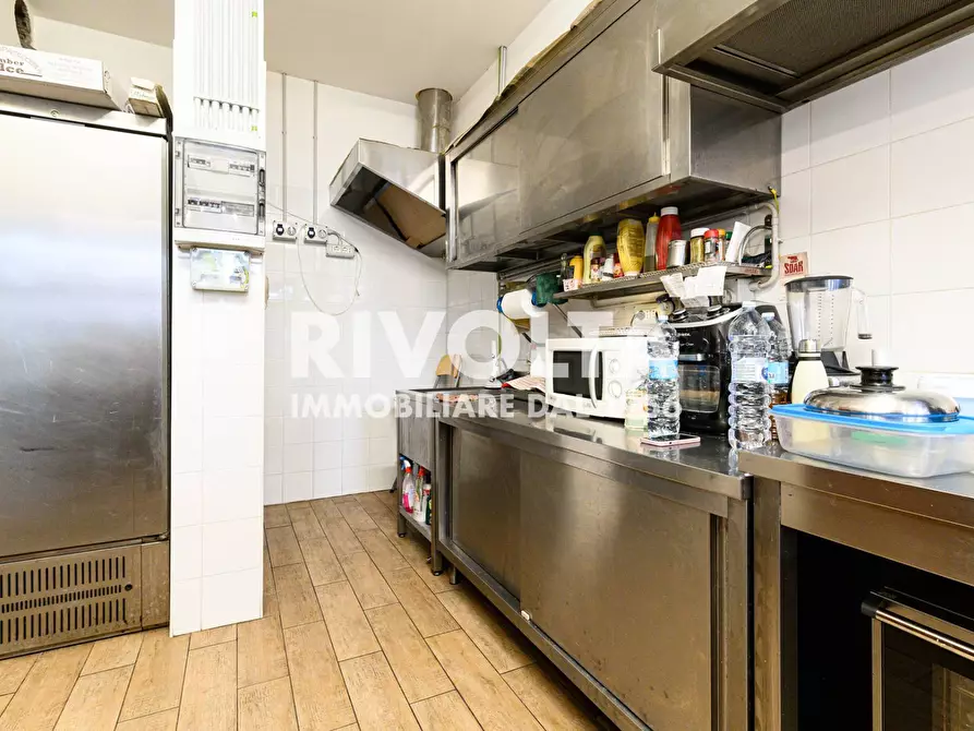 Immagine 9 di Attività commerciale in vendita  in Largo Agostino Gemelli a Roma