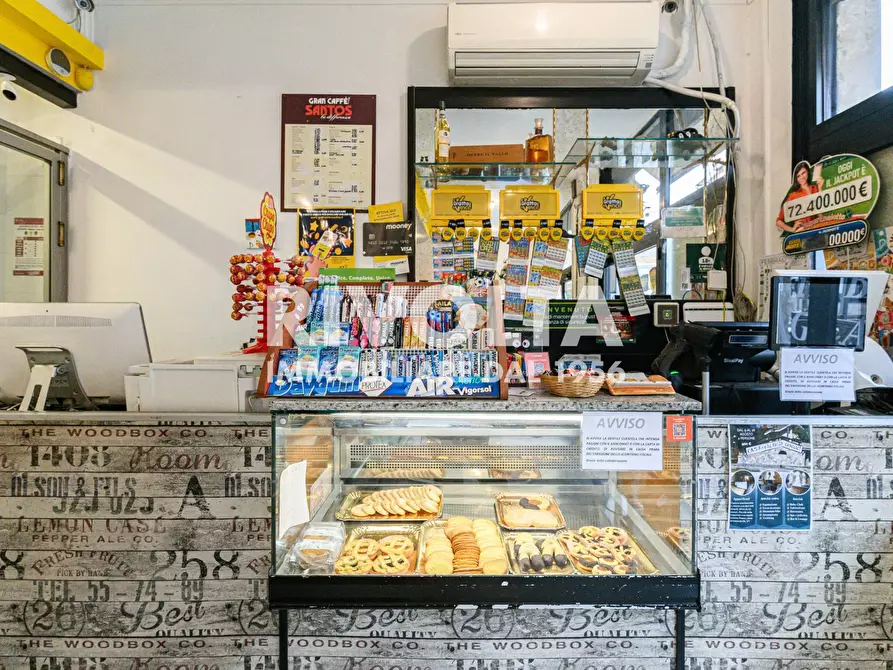 Immagine 20 di Attività commerciale in vendita  in Largo Agostino Gemelli a Roma