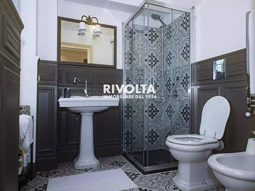 Immagine 29 di Villa in vendita  in Via Della Merluzza a Roma