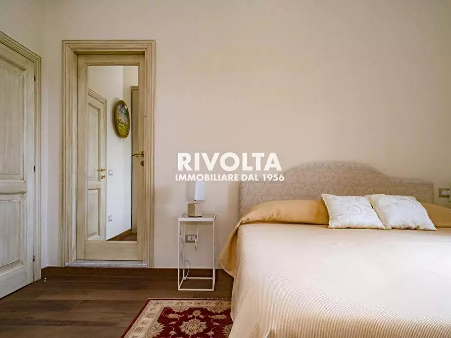 Immagine 42 di Villa in vendita  in Via Della Merluzza a Roma