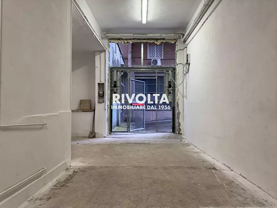 Immagine 9 di Box auto in vendita  in Via Torriglia a Roma