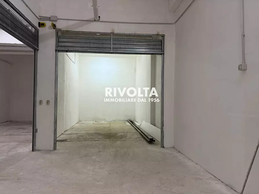 Immagine 20 di Box auto in vendita  in Via Torriglia a Roma