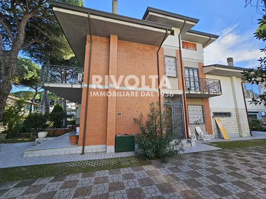 Immagine 9 di Villa in vendita  in Viale Antonio Gramsci a Cervia
