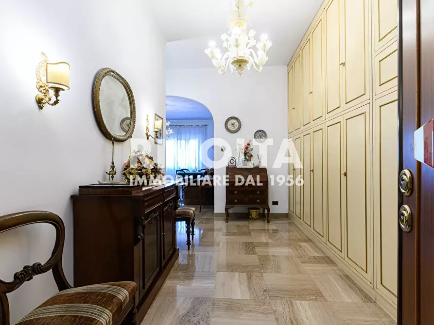 Immagine 6 di Appartamento in vendita  in Via Vittorio Spinazzola a Roma