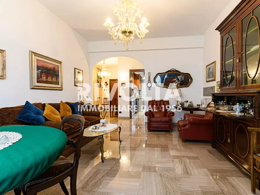 Immagine 3 di Appartamento in vendita  in Via Vittorio Spinazzola a Roma