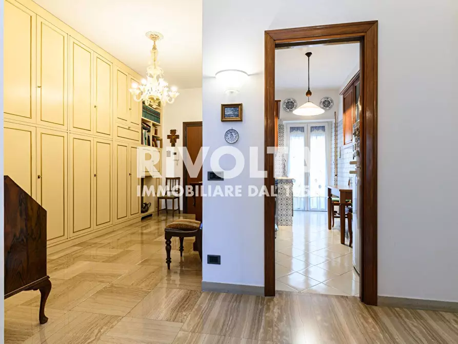 Immagine 7 di Appartamento in vendita  in Via Vittorio Spinazzola a Roma
