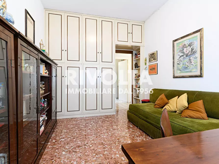 Immagine 36 di Appartamento in vendita  in Via Vittorio Spinazzola a Roma