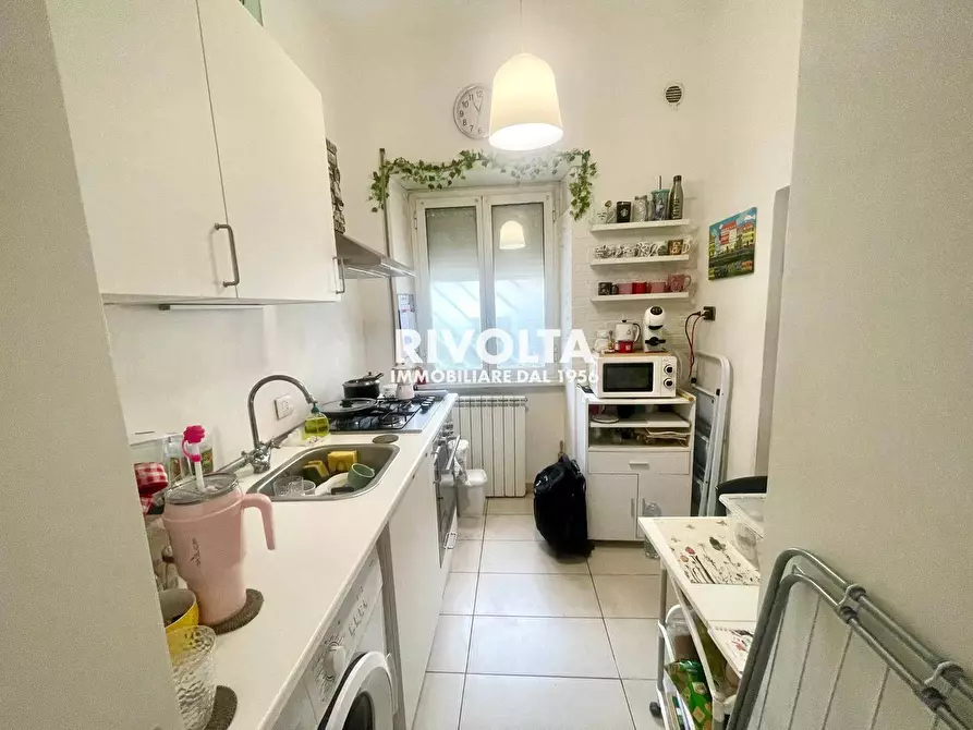 Immagine 6 di Appartamento in vendita  in vibio mariano a Roma