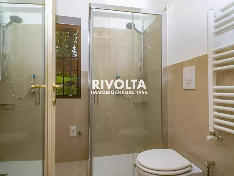 Immagine 35 di Villa in affitto  in Via Della Merluzza a Roma