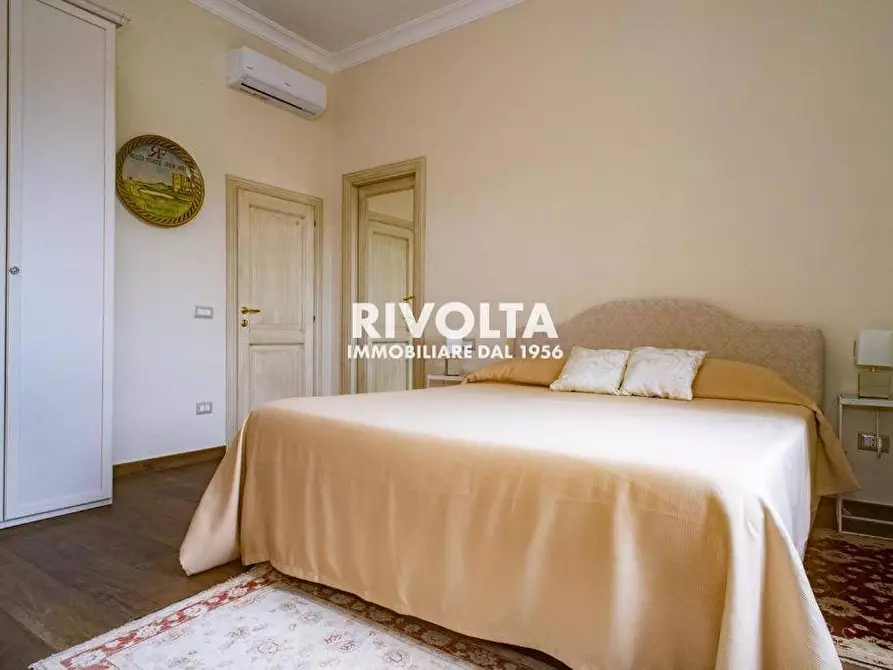 Immagine 41 di Villa in affitto  in Via Della Merluzza a Roma