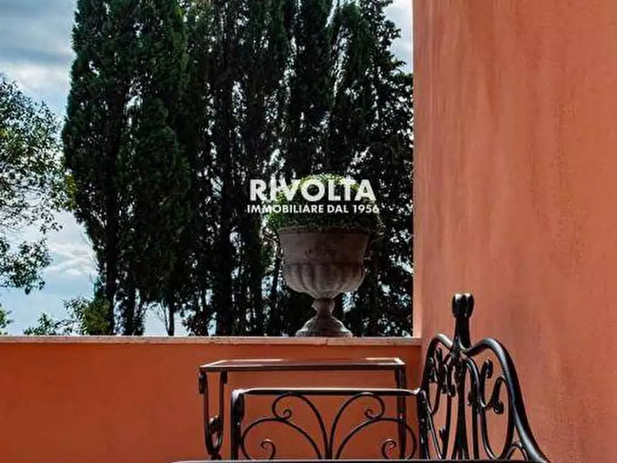 Immagine 46 di Villa in affitto  in Via Della Merluzza a Roma